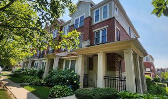 208 W HYDE St, Arlington Heights, IL 60005