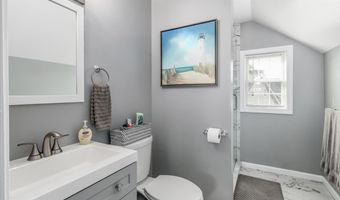 40 Division St 4, Danbury, CT 06810