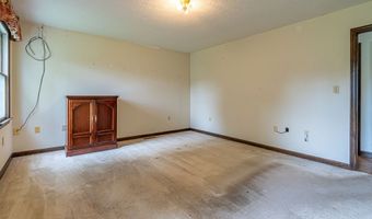 19464 Triple Crown Dr, Abingdon, VA 24211