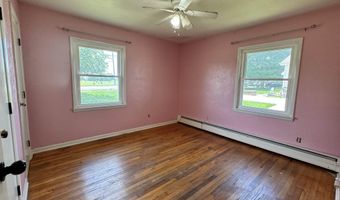 306 Betz Rd, Auburn, IN 46706