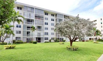 3020 Marcos Dr S208, Aventura, FL 33160