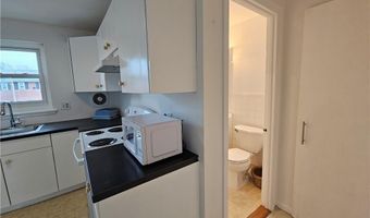 70 Carroll Ave 1004, Newport, RI 02840