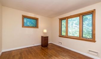 1901 ACORN Ln, Abington, PA 19001
