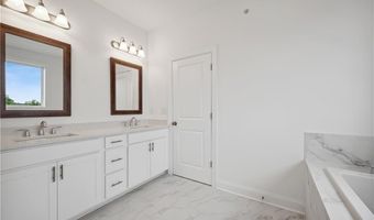 124 Downing Dr, Alpharetta, GA 30022