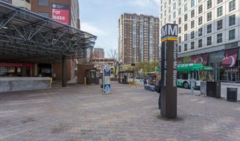 1045 N UTAH St 2-608, Arlington, VA 22201