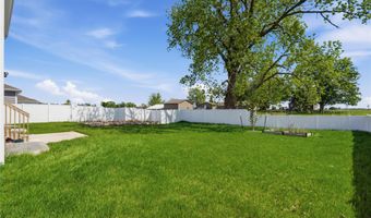1158 35th St SW, Altoona, IA 50009