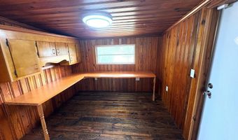 493 Mcduff Dr, Alford, FL 32420