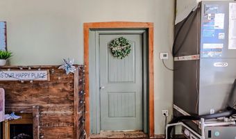 3280 Powers Ave, Bell, FL 32619