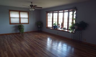 154 1st Ave, Ashton, IA 51232