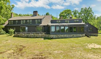 57 Roberts Cove Rd, Alton, NH 03809