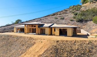 3916 Citrus Dr, Fallbrook, CA 92028