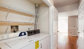 6108 JOUST Ln, Alexandria, VA 22315