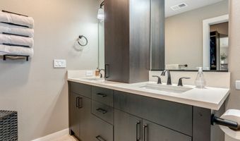 24125 BUTTEVILLE Rd NE, Aurora, OR 97002