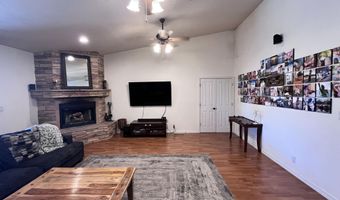 3805 PALOMAS Dr NE, Albuquerque, NM 87110