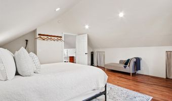 43630 Rainbow Ln, Angelus Oaks, CA 92305