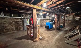 304-306 North St, Bennington, VT 05201