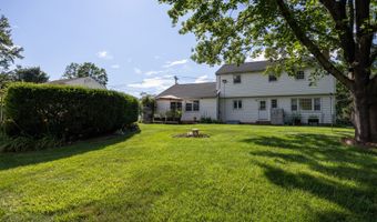 622 Wiese Rd, Cheshire, CT 06410