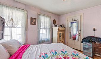 96 French St, Acton, ME 04001