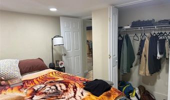 906 N Jackson St, Altus, OK 73521