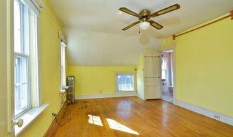 55 Mt Hope Ave, Bristol, RI 02809