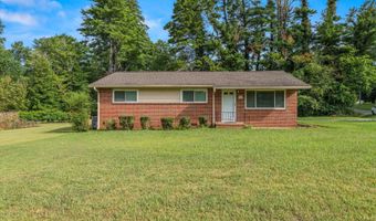 1120 Apache St, Athens, TN 37303