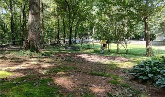 219 Brentwood Dr, Advance, NC 27006