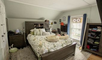 267 Pine St, Bangor, ME 04401