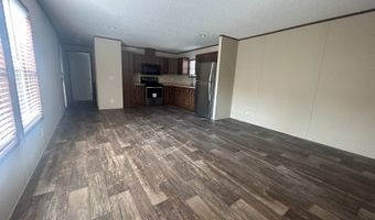 2607 Thornbury Ln, Almont, MI 48003