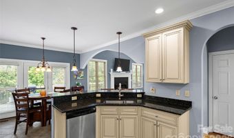 37 Stone House Rd, Arden, NC 28704