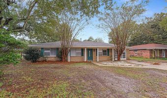 604 Spanish Acres Dr, Bay St. Louis, MS 39520