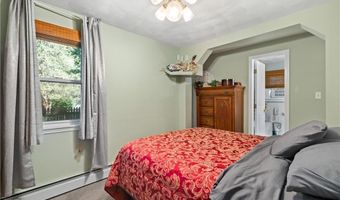 101 Hopkins Ave, Johnston, RI 02919