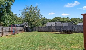 531 Plantation Creek Dr, Boiling Springs, SC 29316