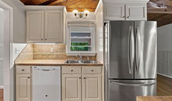 137 OLD SPANISH Trl, Alabaster, AL 35007