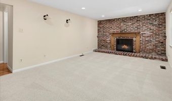 4302 ADRIENNE Dr, Alexandria, VA 22309