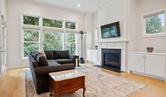305 Ironcreek Pl, Apex, NC 27539