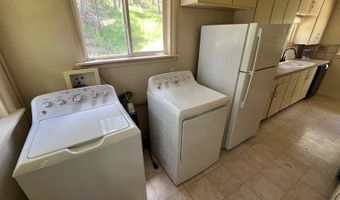 8954 Grand Ave, Beulah, CO 81023