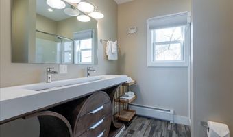 10 Bogue Chitto Ln, Bar Harbor, ME 04609
