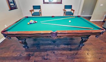 46 Rockland St, Barnegat, NJ 08005
