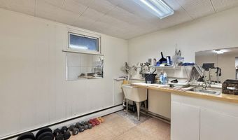 511 Delaware Ave, Absecon, NJ 08201