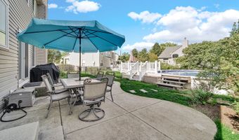 2316 Loop Rd, Algonquin, IL 60102