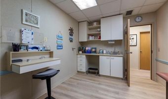 360 Kingstown Rd, Narragansett, RI 02882