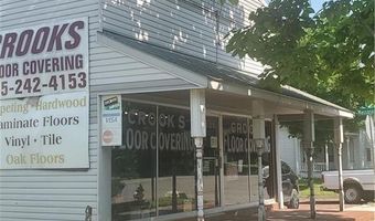 636 N Main St, Ottawa, KS 66067