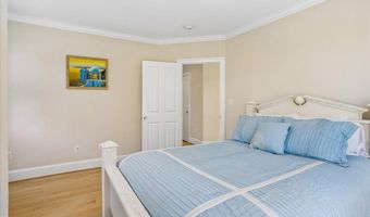 7800 RADNOR Rd, Bethesda, MD 20817