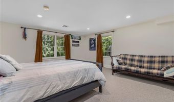 70 Great Rd, East Greenwich, RI 02818