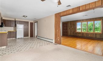 245 W Wrentham Rd, Cumberland, RI 02864