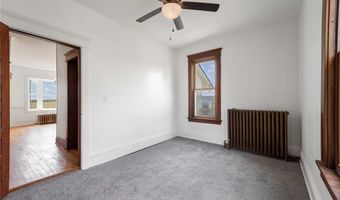5785 Beechwood Ave, Alliance, OH 44601