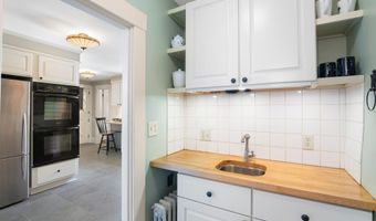 301 Maple St, Brattleboro, VT 05301