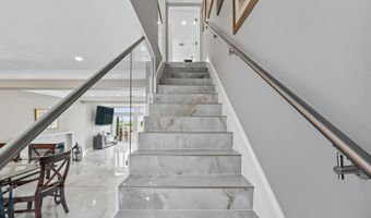 50 SEMINOLE LANDING Rd, Atlantic Beach, FL 32233