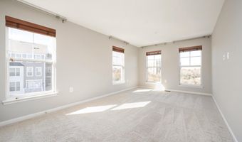42183 SHORECREST Ter, Aldie, VA 20105