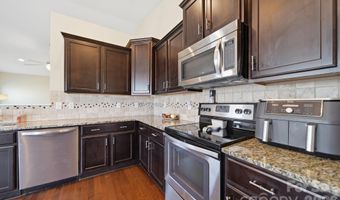 514 Smokehouse Ln, Albemarle, NC 28001